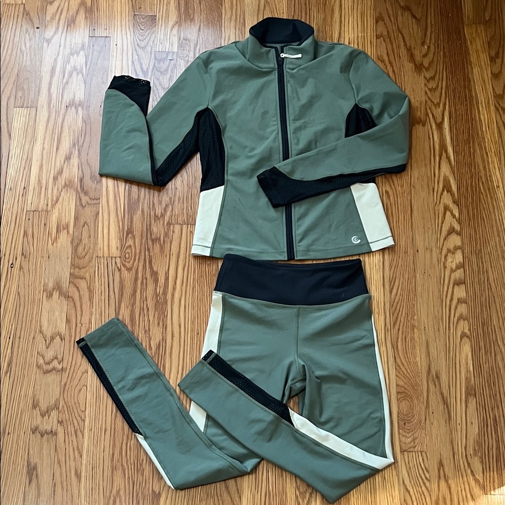 CALME Althletic Set (Johnny Was athletic brand)